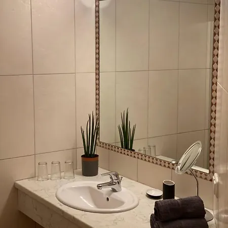 Annabella 滨湖采尔